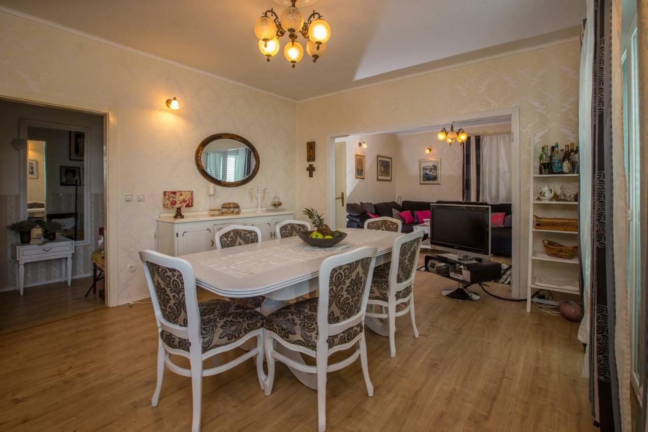 Apartment Valerija Jesenice  Exteriör bild